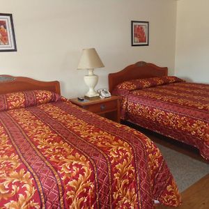 Queen Room Two Queen Beds